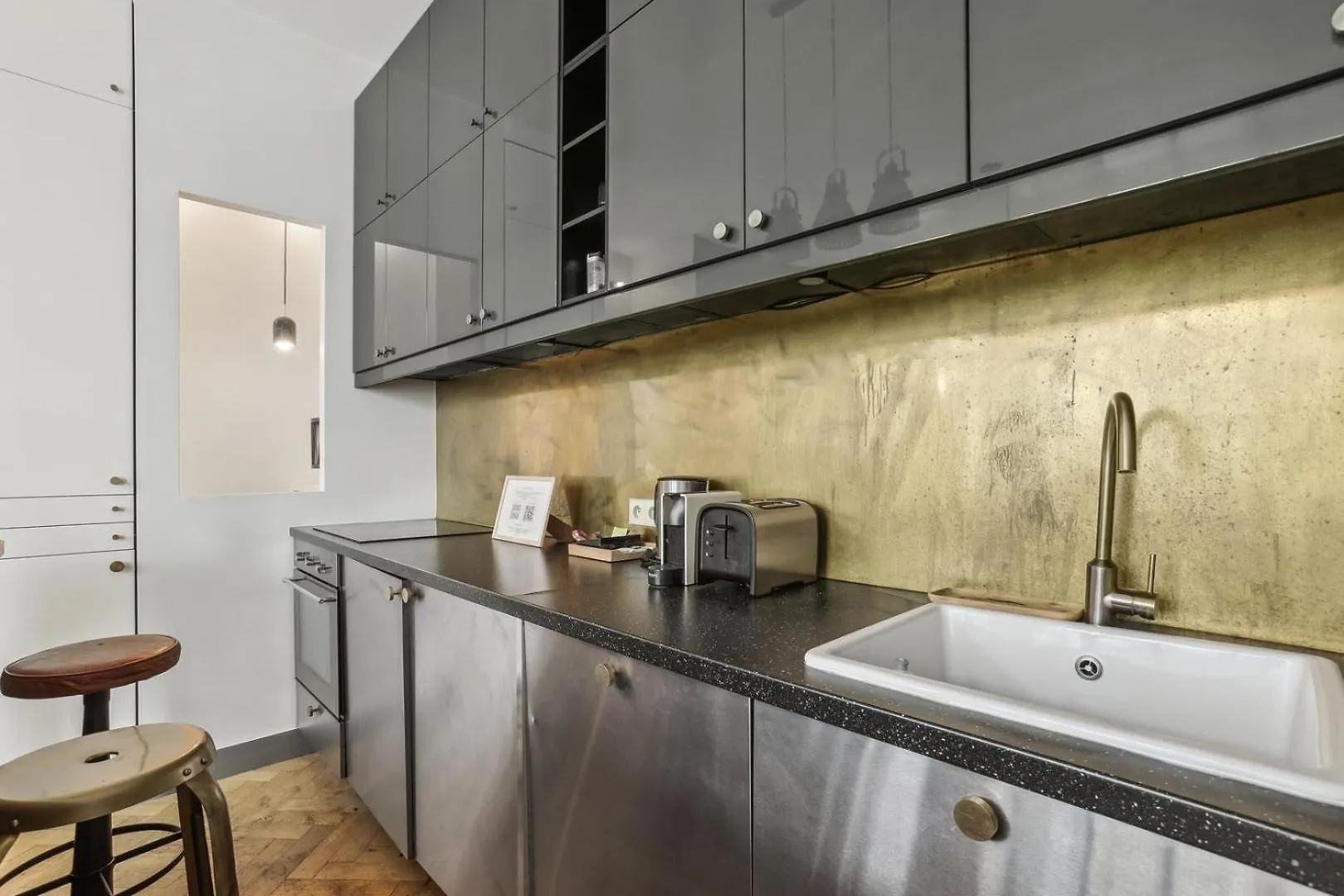 Bluestay 19 - Charmant Appartement A Paris 11
